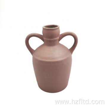 Double handle ceramic vase Sandy finish